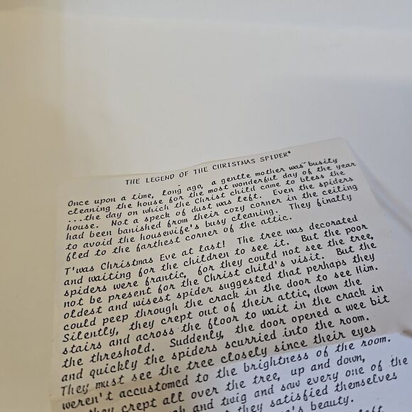 Legend of the Christmas Spider Beaded Spider White Gold 4" with print out - Picture 3 of 3